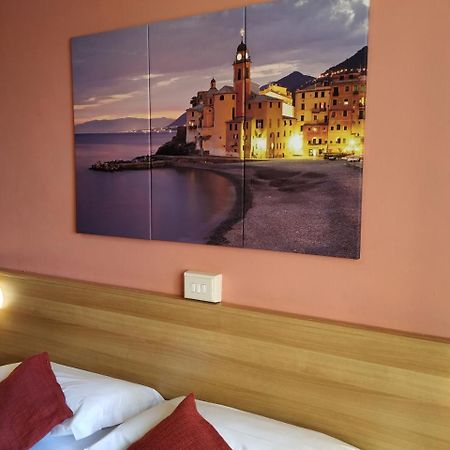 Augusta Albergo B&B Camogli Exterior photo