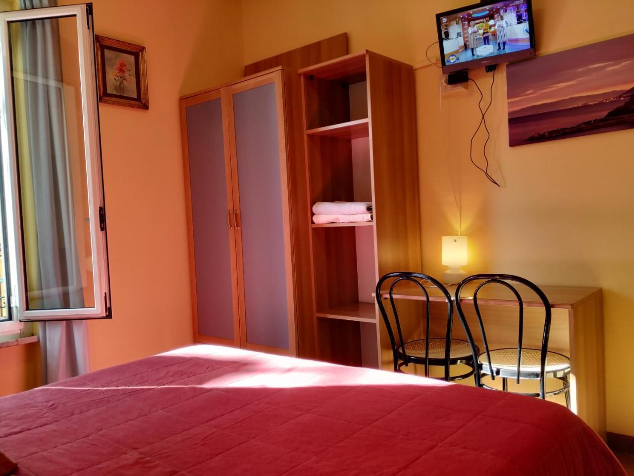 Augusta Albergo B&B Camogli Exterior photo
